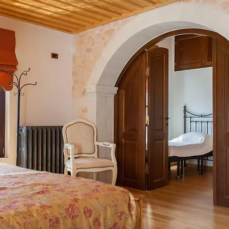 Holiday home Luxurious Venetian 3 Floor House In The Old Port